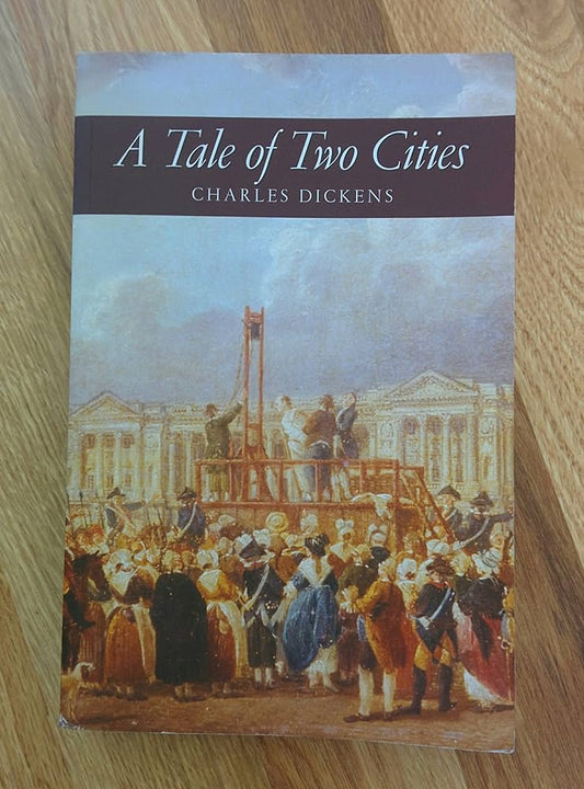 A Tale of Two Cities (Paperback) Charles Dickens